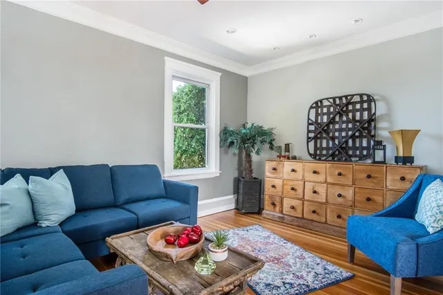 $4,000 | 11 Crescent Road, Unit 2, Middletown, RI 02842