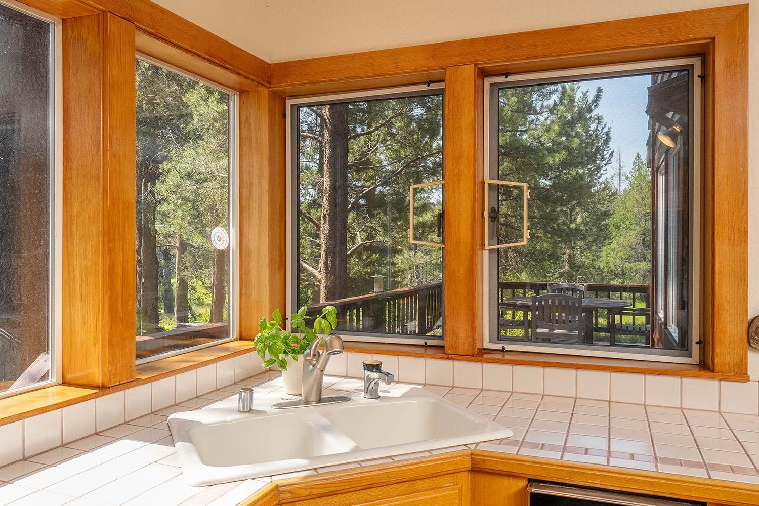 11904 Bennett Flat Road Truckee, CA 96161 - Photo 10 of 21 a view of a living room and window