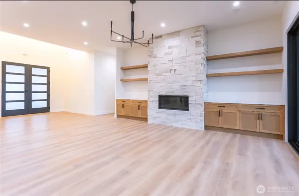 $829,900 | 6080 Mesa Court, Ferndale, WA 98248