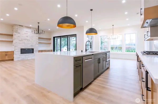 $829,900 | 6080 Mesa Court, Ferndale, WA 98248