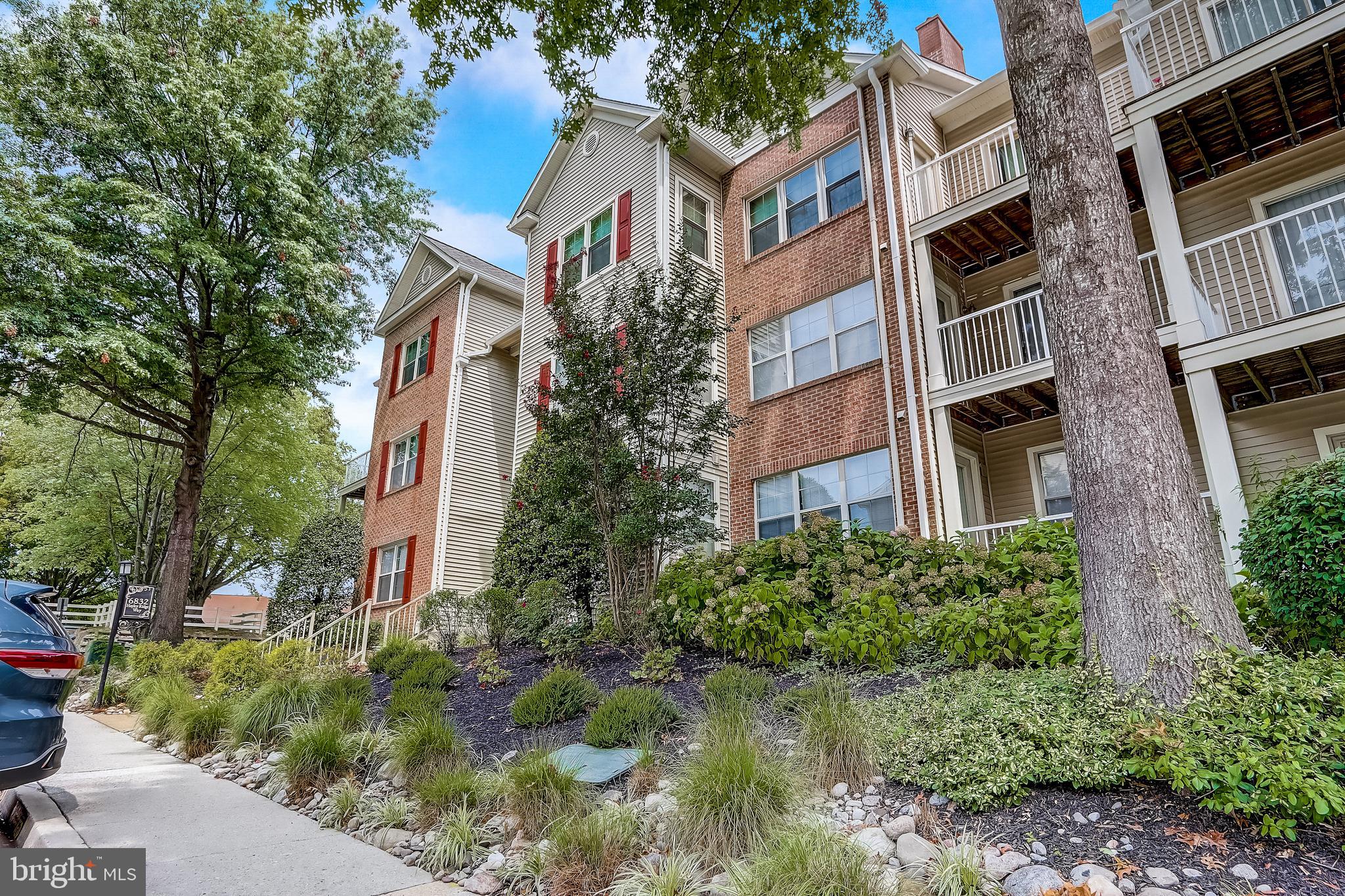 6832 Hayley Ridge Way, Unit B Baltimore, MD 21209 - Photo 2 of 31 Gallery Image 2