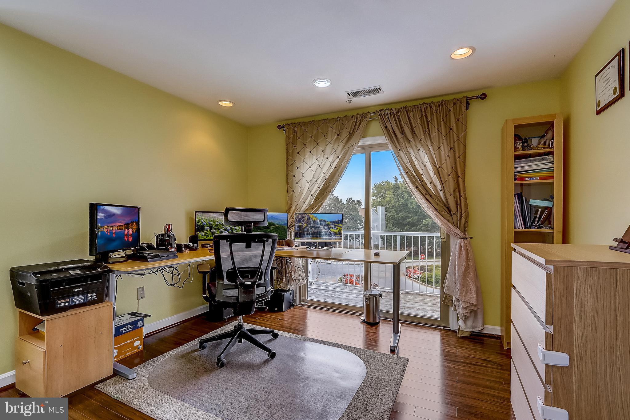 6832 Hayley Ridge Way, Unit B Baltimore, MD 21209 - Photo 13 of 31 Gallery Image 13