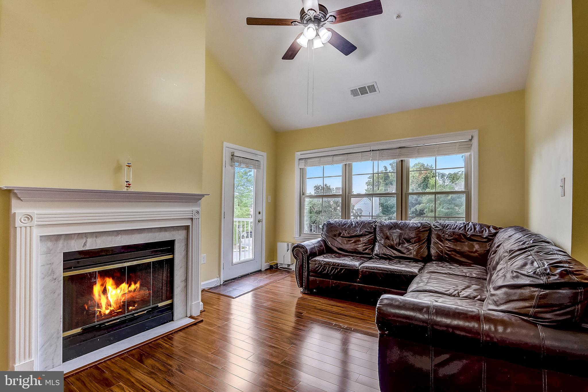 6832 Hayley Ridge Way, Unit B Baltimore, MD 21209 - Photo 3 of 31 Gallery Image 3