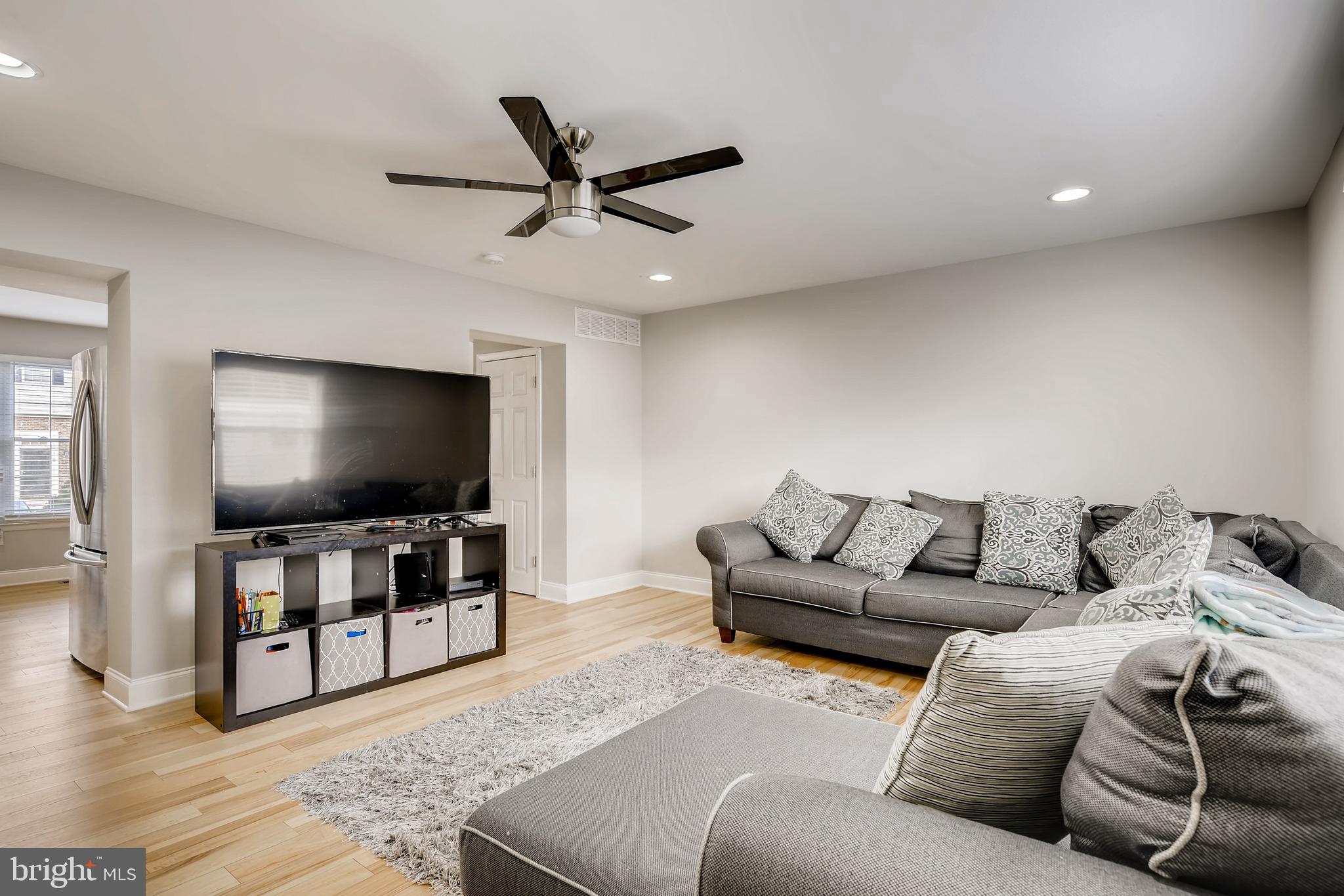 5 Bohn Court Rosedale, MD 21237 - Photo 9 of 27