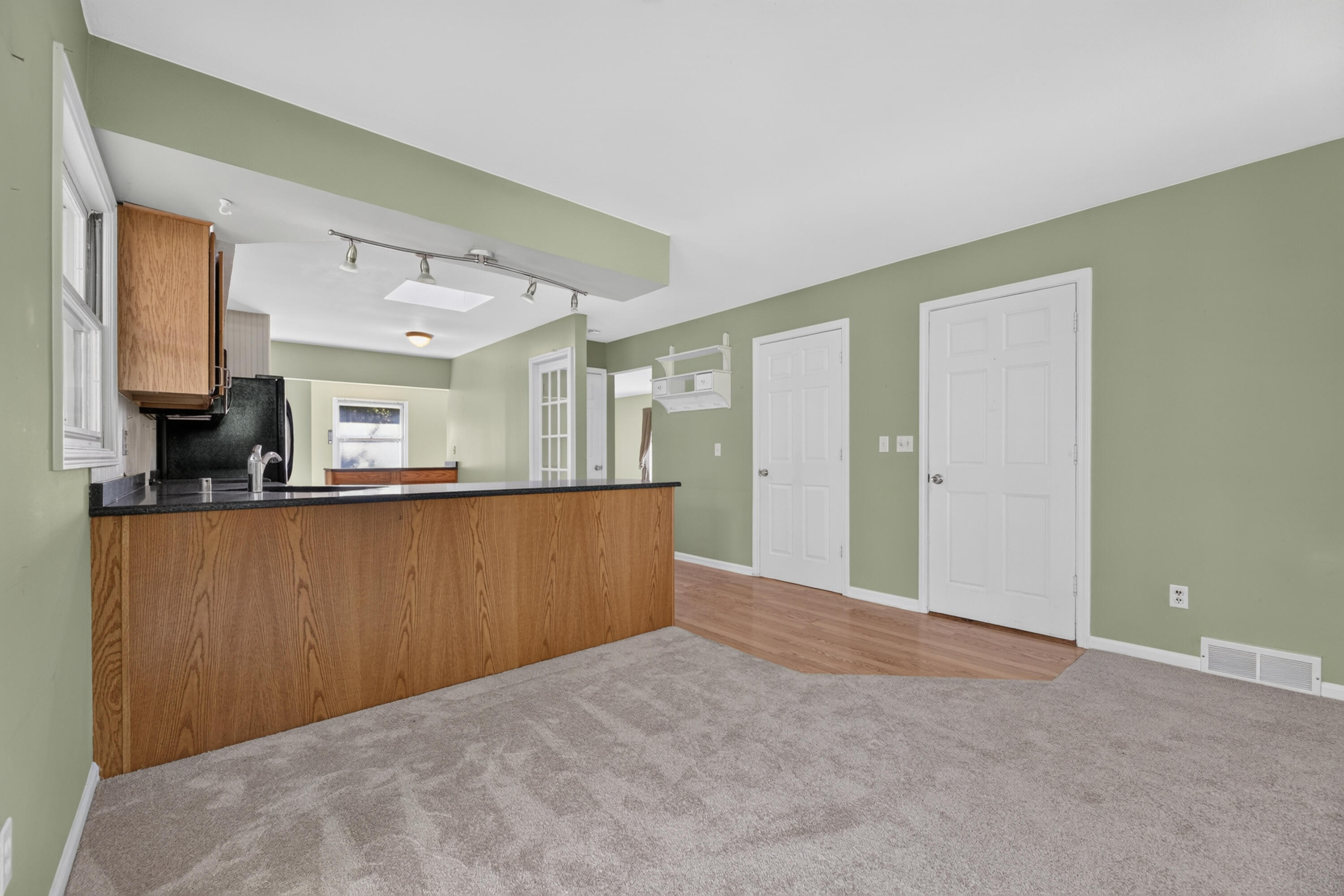 N56-w29354 County Rd K Hartland, WI 53029 - Photo 7 of 24 Dining Area