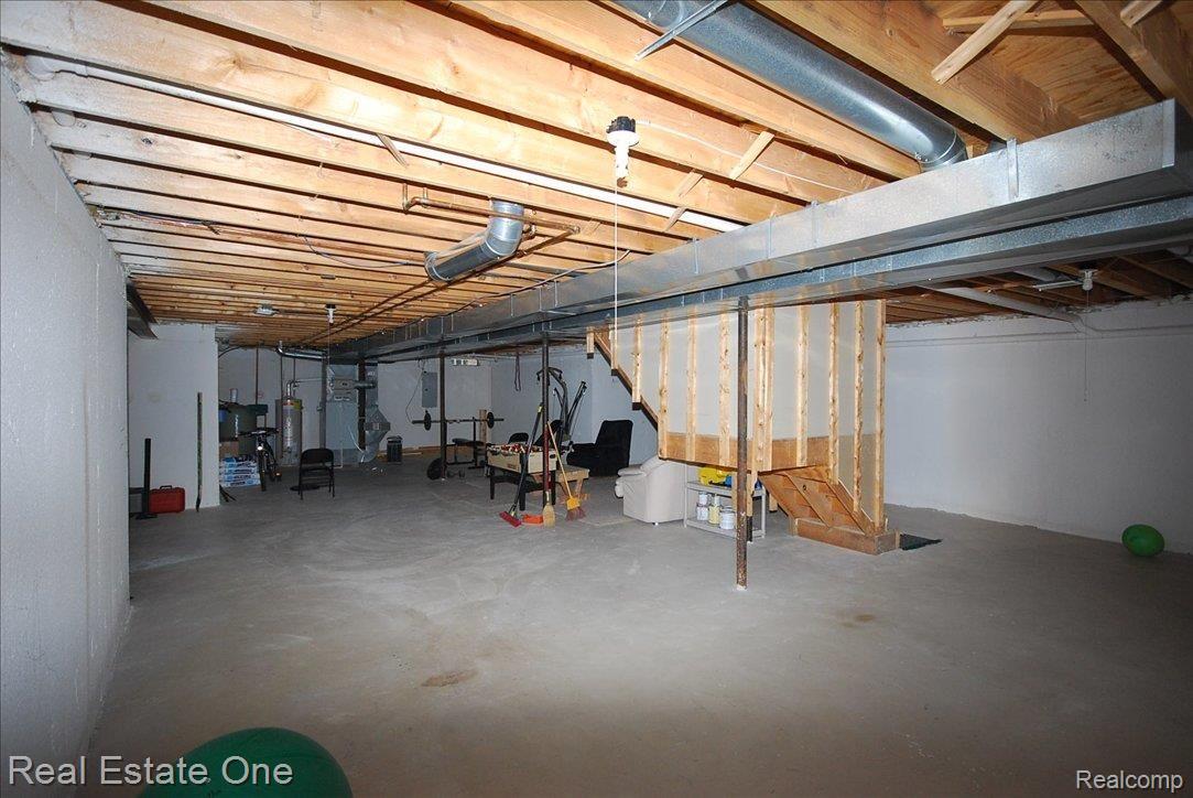 30439 Ridge Court New Hudson, MI 48165 - Photo 15 of 20 Basement