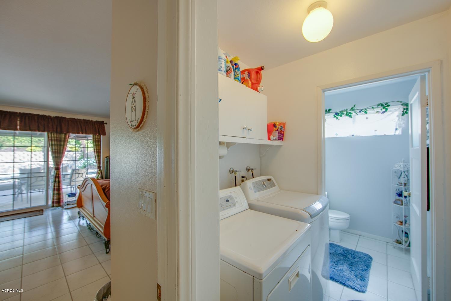 4295 Springfield Street Simi Valley, CA 93063 - Photo 15 of 40 a very nice looking room with a big room