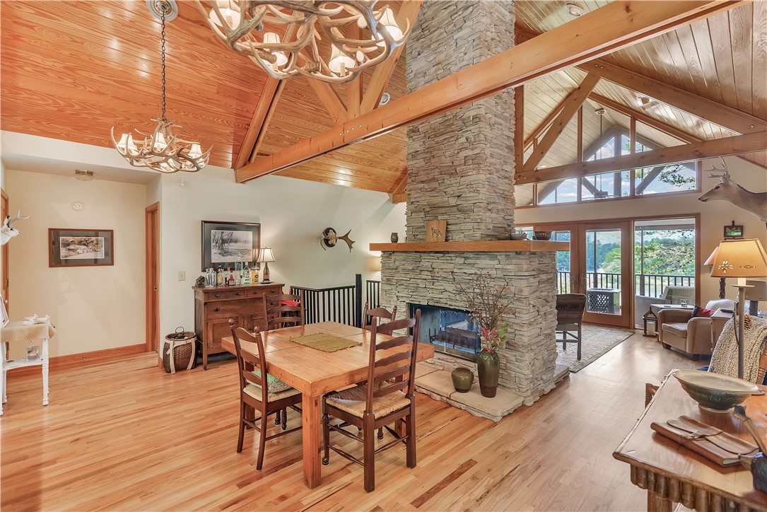 209 Highlands Way Tamassee, SC 29686 - Photo 10 of 50 Warm Wood Ceilings