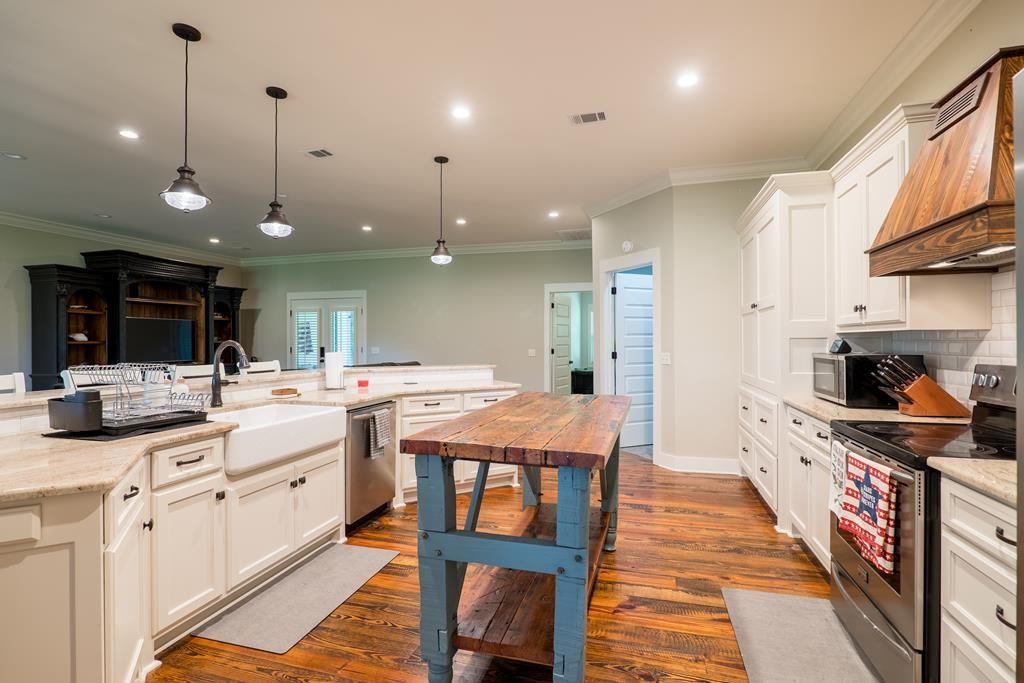 197 White Pond Road Nashville, GA 31639 - Photo 12 of 55 Gallery Image 12