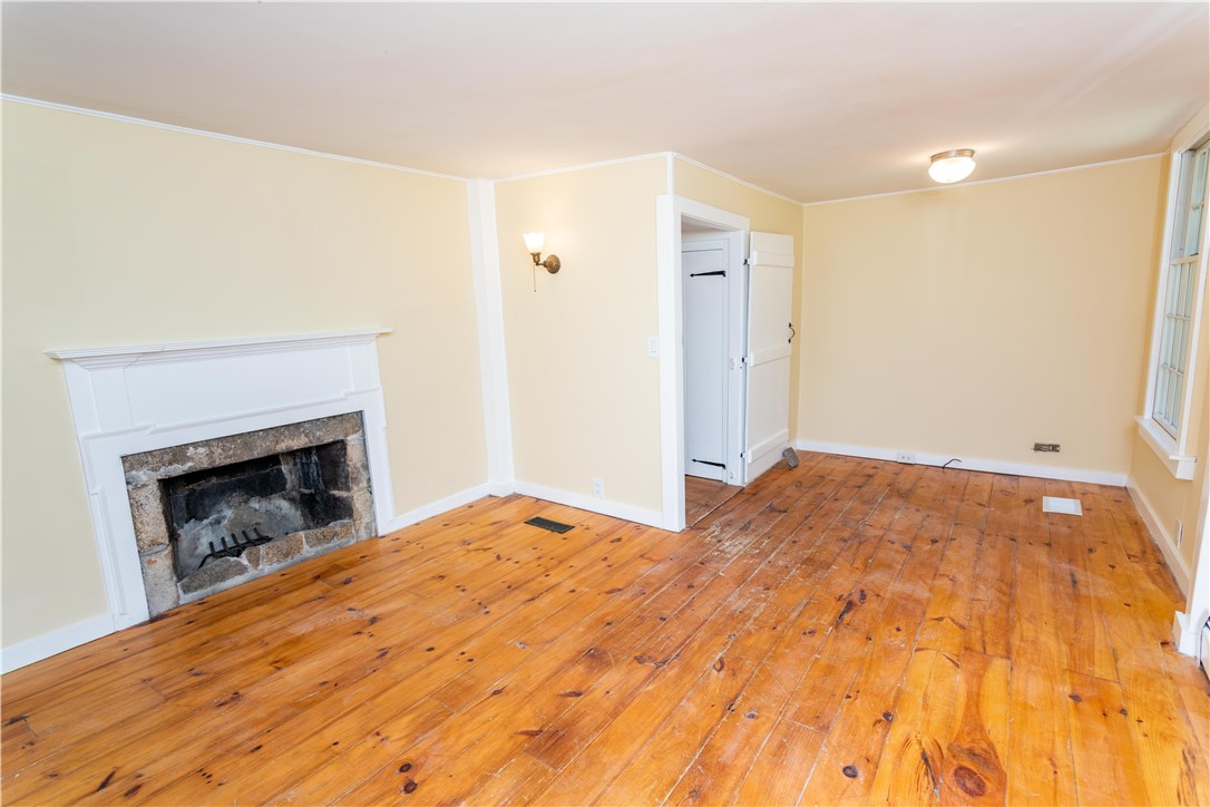 459 Tillinghast Road East Greenwich, RI 02818 - Photo 19 of 28