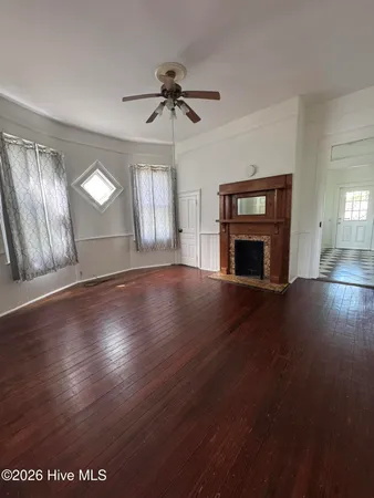 $2,000 | 805 Ann Street, Unit B, Wilmington, NC 28401
