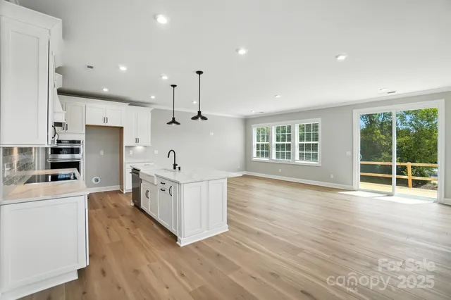 $799,990 | 12123 Lavinia Lane, Charlotte, NC 28277