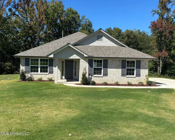 $319,500 | 7845 Mary McCoy Drive, Horn Lake, MS 38637