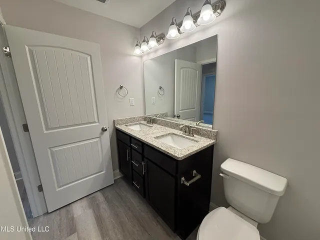 $319,500 | 7845 Mary McCoy Drive, Horn Lake, MS 38637