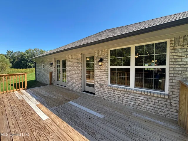 $319,500 | 7845 Mary McCoy Drive, Horn Lake, MS 38637