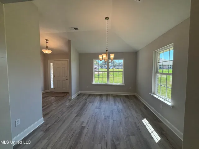 $319,500 | 7845 Mary McCoy Drive, Horn Lake, MS 38637