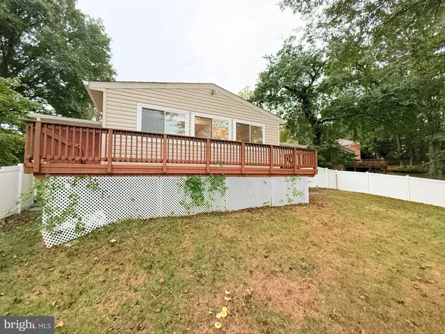 $3,300 | 6910 Fern Place, Annandale, VA 22003