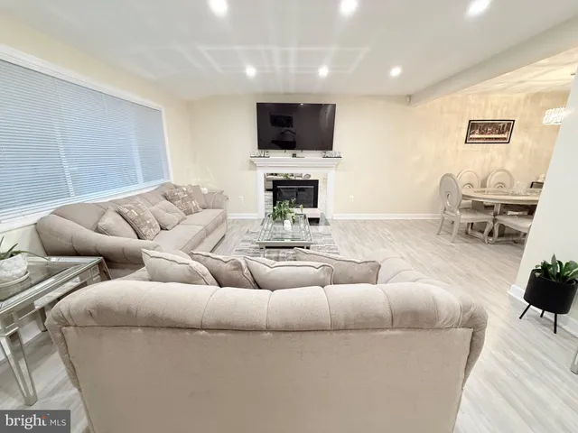 $3,300 | 6910 Fern Place, Annandale, VA 22003