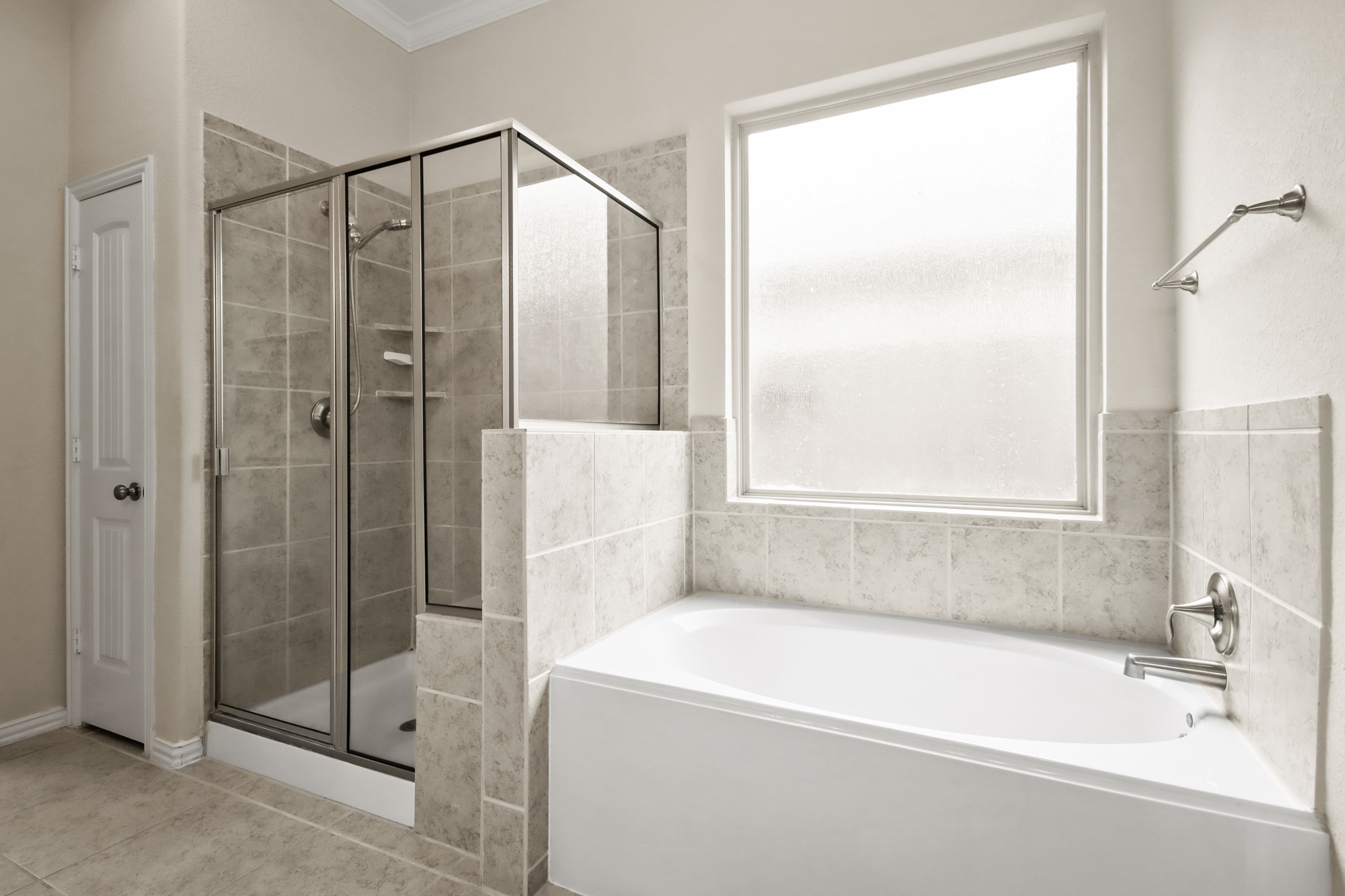 23122 Biddle Drive Porter, TX 77365 - Photo 11 of 26 Spacious bathroom, and plenty of open space in walk in closet.