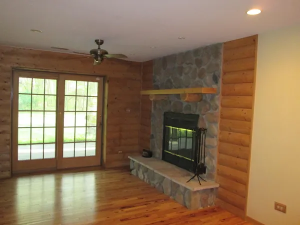 $1,900 | 23900 Cline Avenue, Lowell, IN 46356