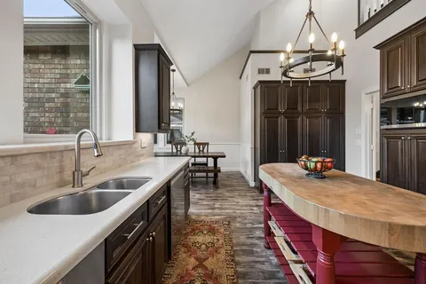 $425,000 | 9105 Clearlake Drive, Rowlett, TX 75088