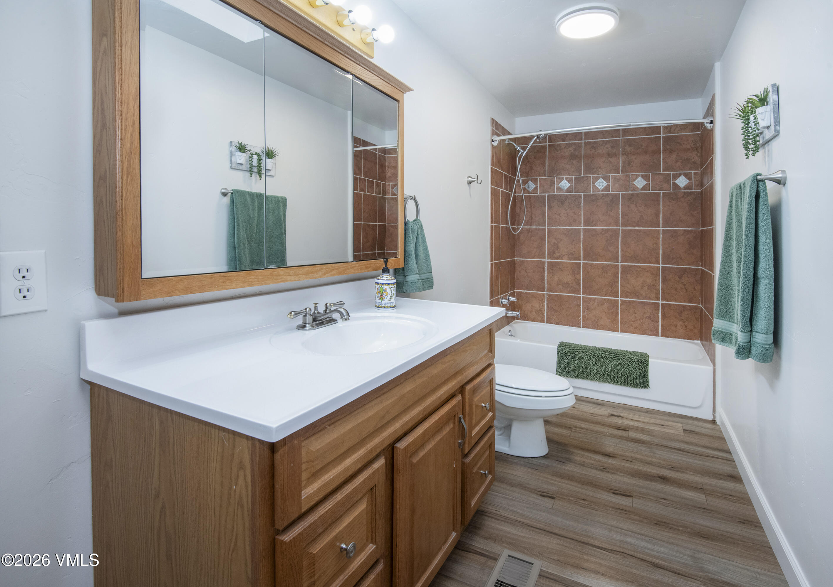 430 Porphyry Road Gypsum, CO 81637 - Photo 14 of 39 430-Porphyry-MLS_14