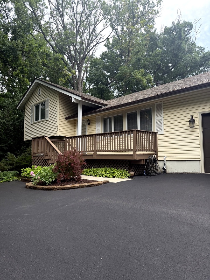 209 North Rivers Drive Lake Bluff, IL 60044 - Photo 4 of 43