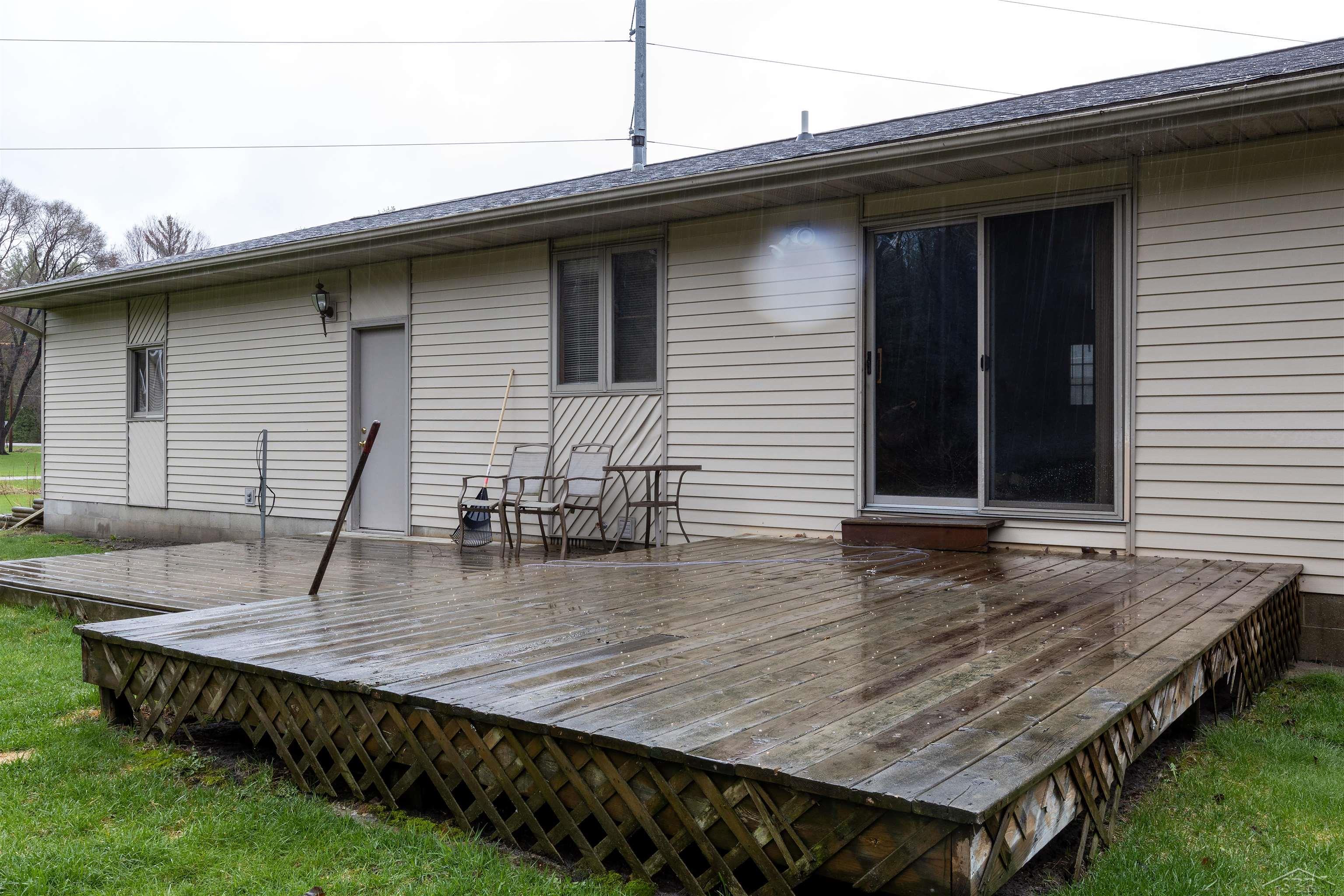 2043-2047 North Neiner Road Sanford, MI 48657 - Photo 25 of 28