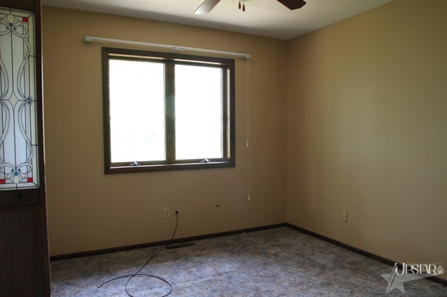 14731 Kress Road Roanoke, IN 46783 - Photo 16 of 21 Gallery Image 16