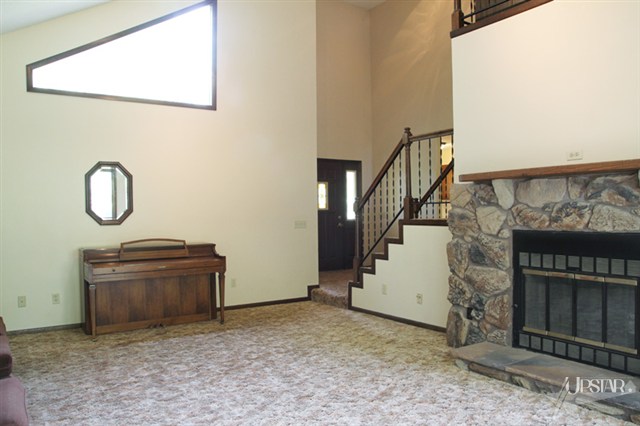 14731 Kress Road Roanoke, IN 46783 - Photo 4 of 21 Gallery Image 4