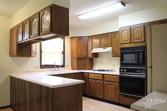 14731 Kress Road Roanoke, IN 46783 - Photo 8 of 21 Gallery Image 8
