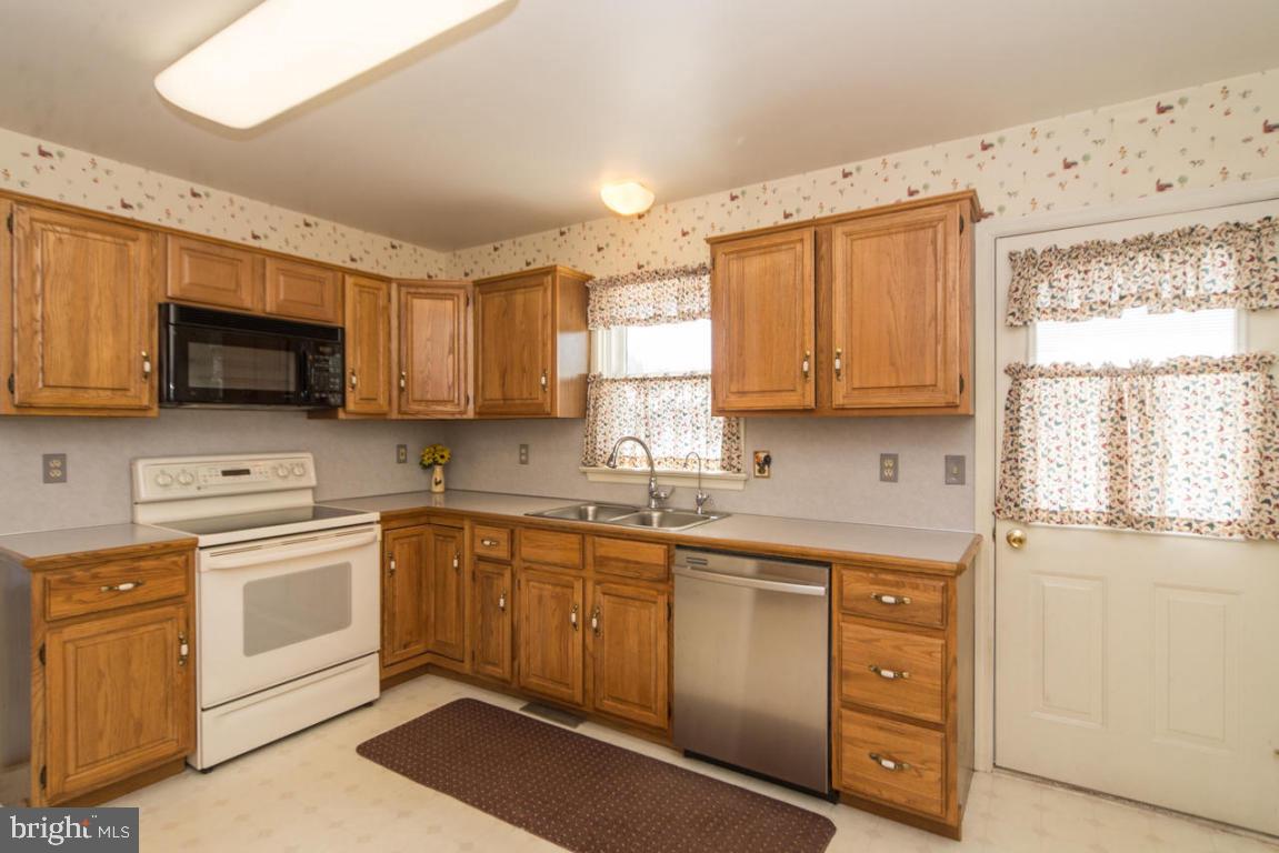 694 King Pen Road Kirkwood, PA 17536 - Photo 12 of 24