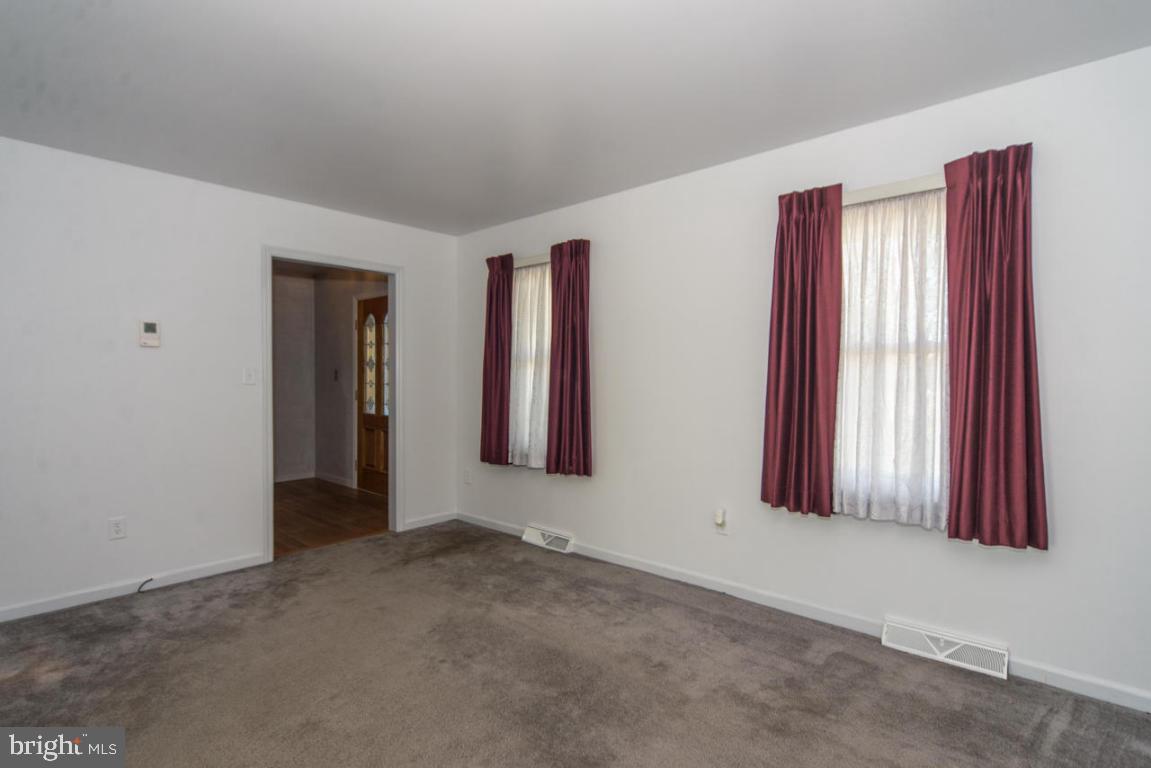 694 King Pen Road Kirkwood, PA 17536 - Photo 7 of 24