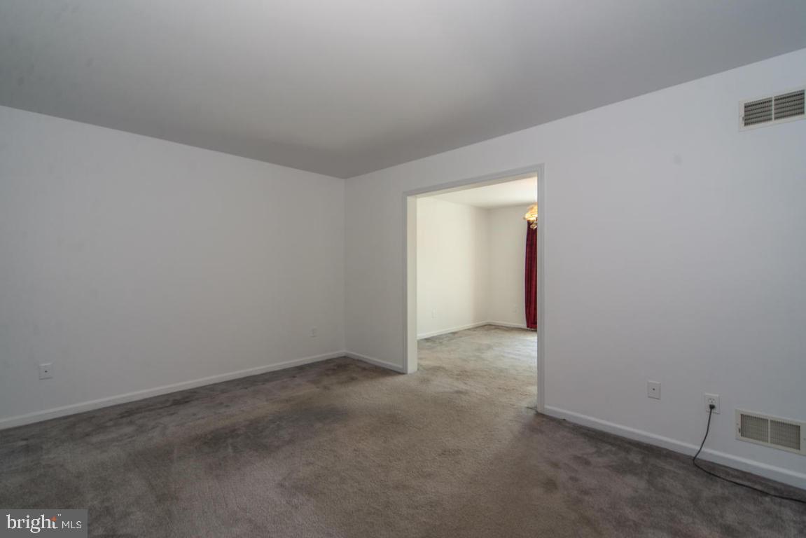 694 King Pen Road Kirkwood, PA 17536 - Photo 8 of 24