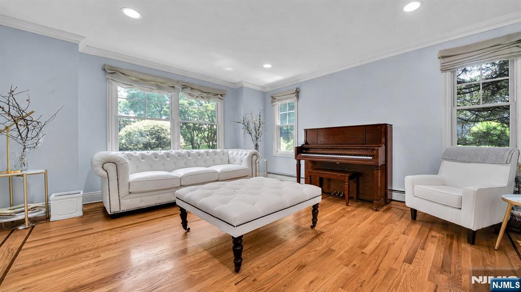 26 Devonshire Road Cresskill, NJ 07626 - Photo 6 of 47