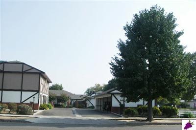 1570 12th Street Reedley, CA 93654 - Photo 2 of 9
