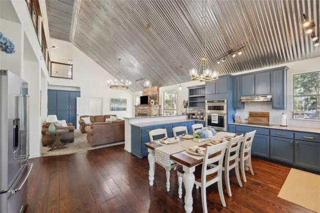 $1,585,000 | 243 Riverbirch, Brookeland, TX 75931