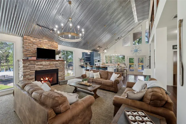 $1,585,000 | 243 Riverbirch, Brookeland, TX 75931