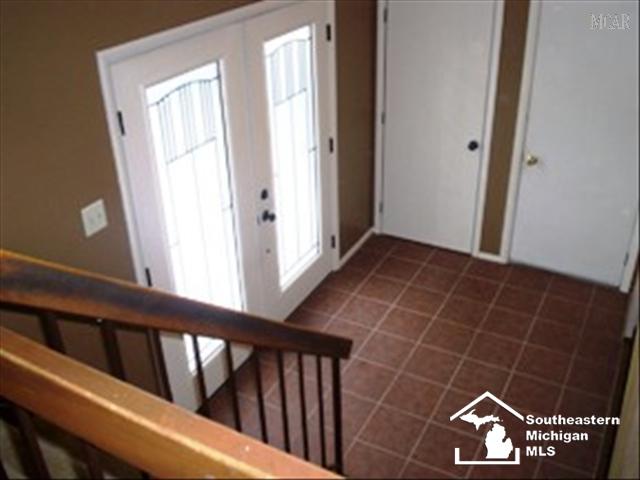 Huge Foyer Area