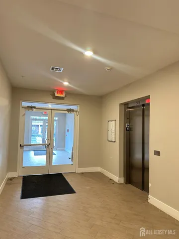 $3,400 | 243 Lohan Drive, Piscataway, NJ 08854