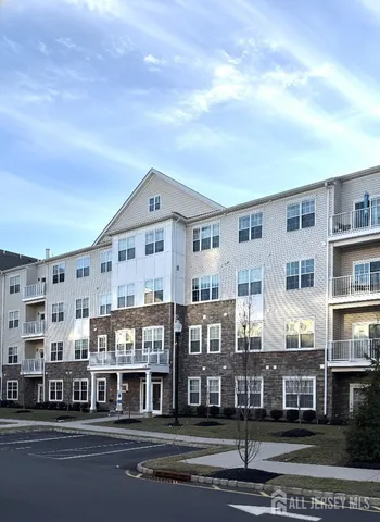 $3,400 | 243 Lohan Drive, Piscataway, NJ 08854