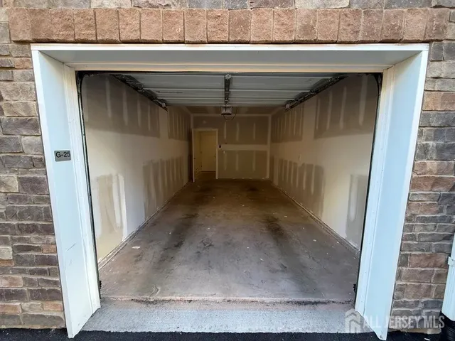 $3,400 | 243 Lohan Drive, Piscataway, NJ 08854