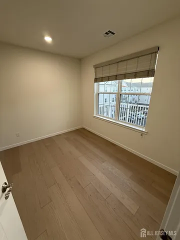 $3,400 | 243 Lohan Drive, Piscataway, NJ 08854