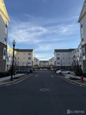 $3,400 | 243 Lohan Drive, Piscataway, NJ 08854