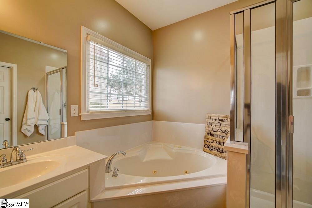 224 West Poplar Ridge Drive Duncan, SC 29334 - Photo 11 of 32 Gallery Image 11