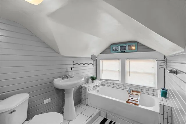 $235,000 | 612 East 5th Street, Cameron, MO 64429