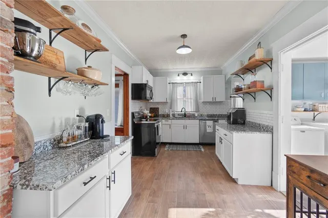 $235,000 | 612 East 5th Street, Cameron, MO 64429