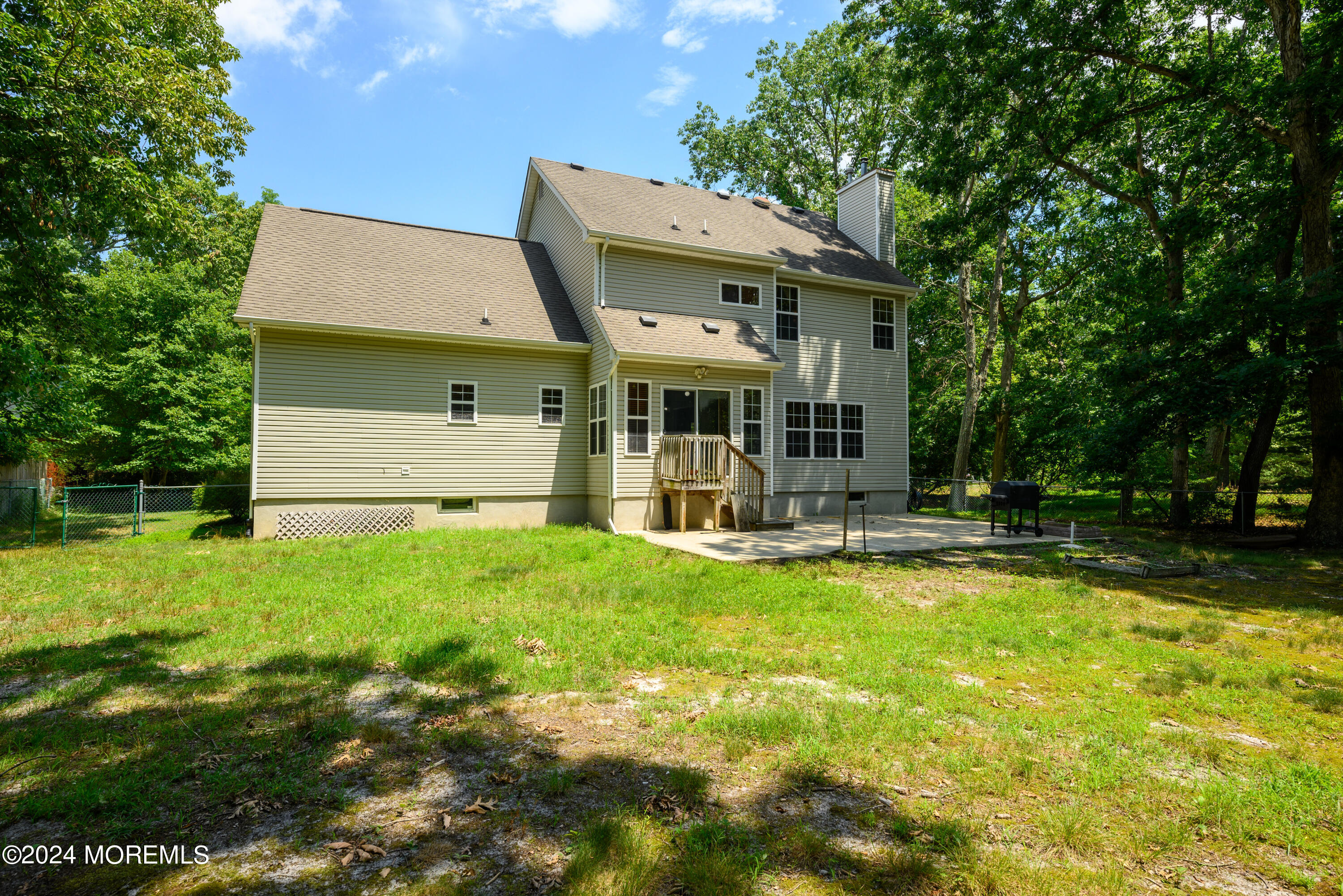 126 South New Prospect Road Jackson, NJ 08527 - Photo 5 of 35 126 S New Prospect (5 of 31)