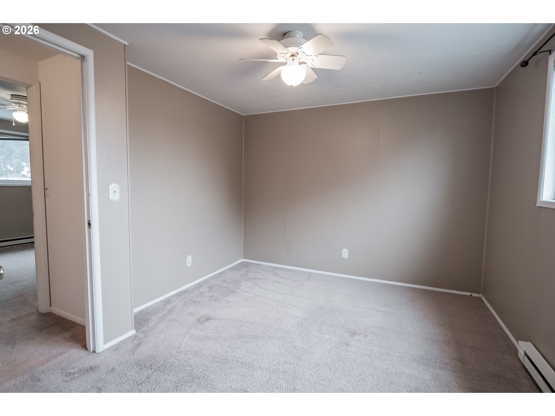 1000 N Street Springfield, OR 97477 - Photo 20 of 32 Bedroom