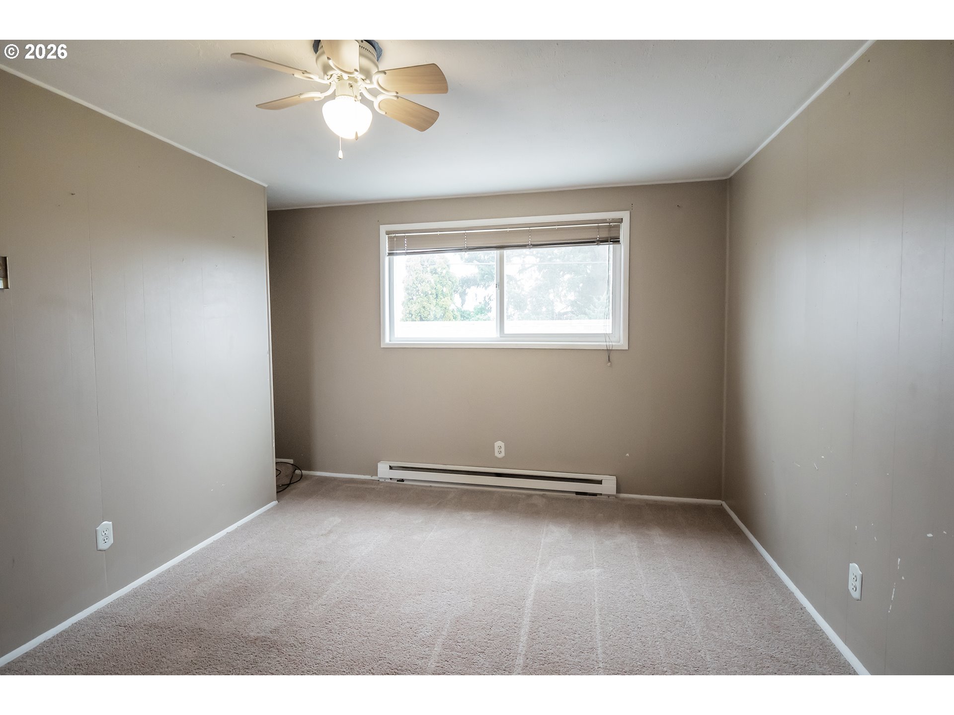 1000 N Street Springfield, OR 97477 - Photo 23 of 32 Bedroom